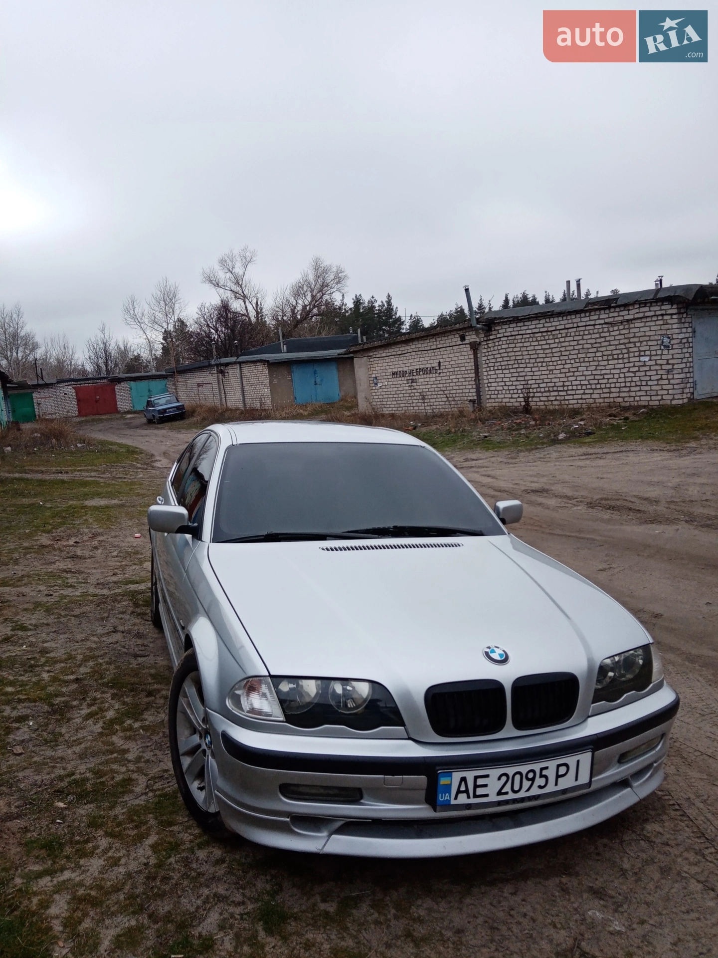 BMW 3 Series, 2001