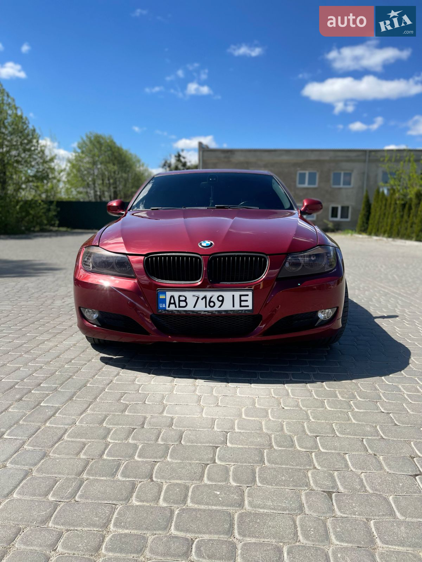 BMW 3 Series, 2011