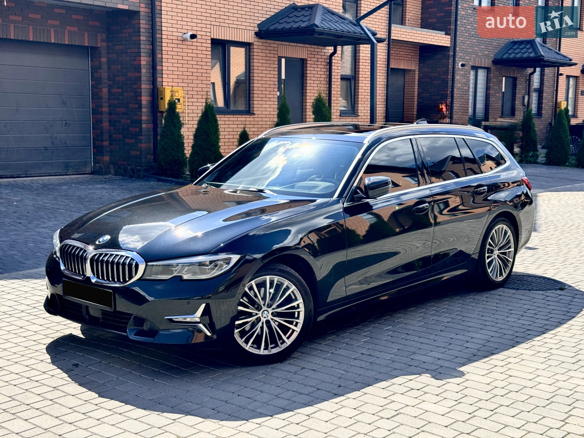 BMW 3 Series, 2019