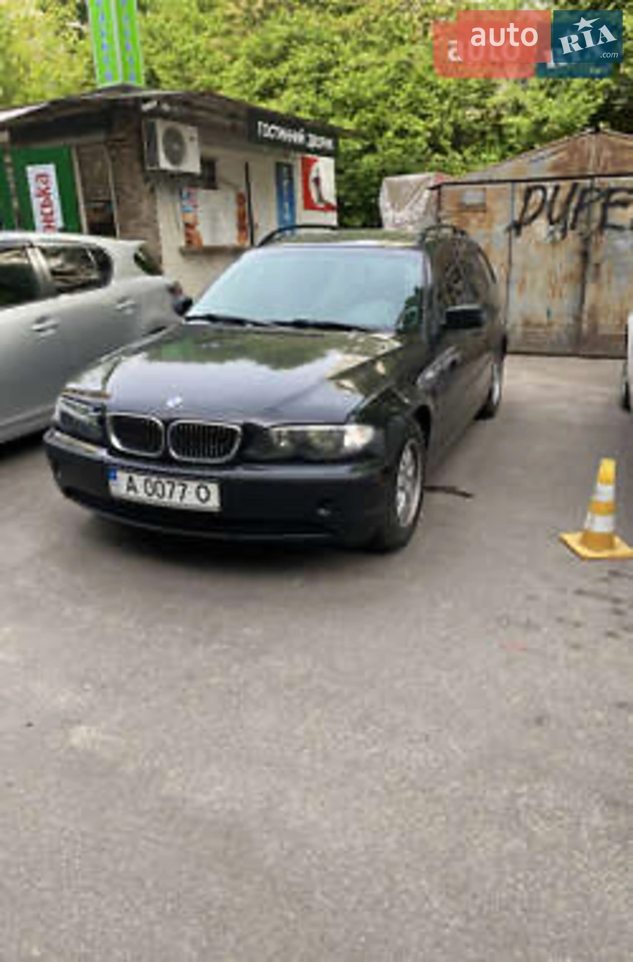 BMW 3 Series, 2005