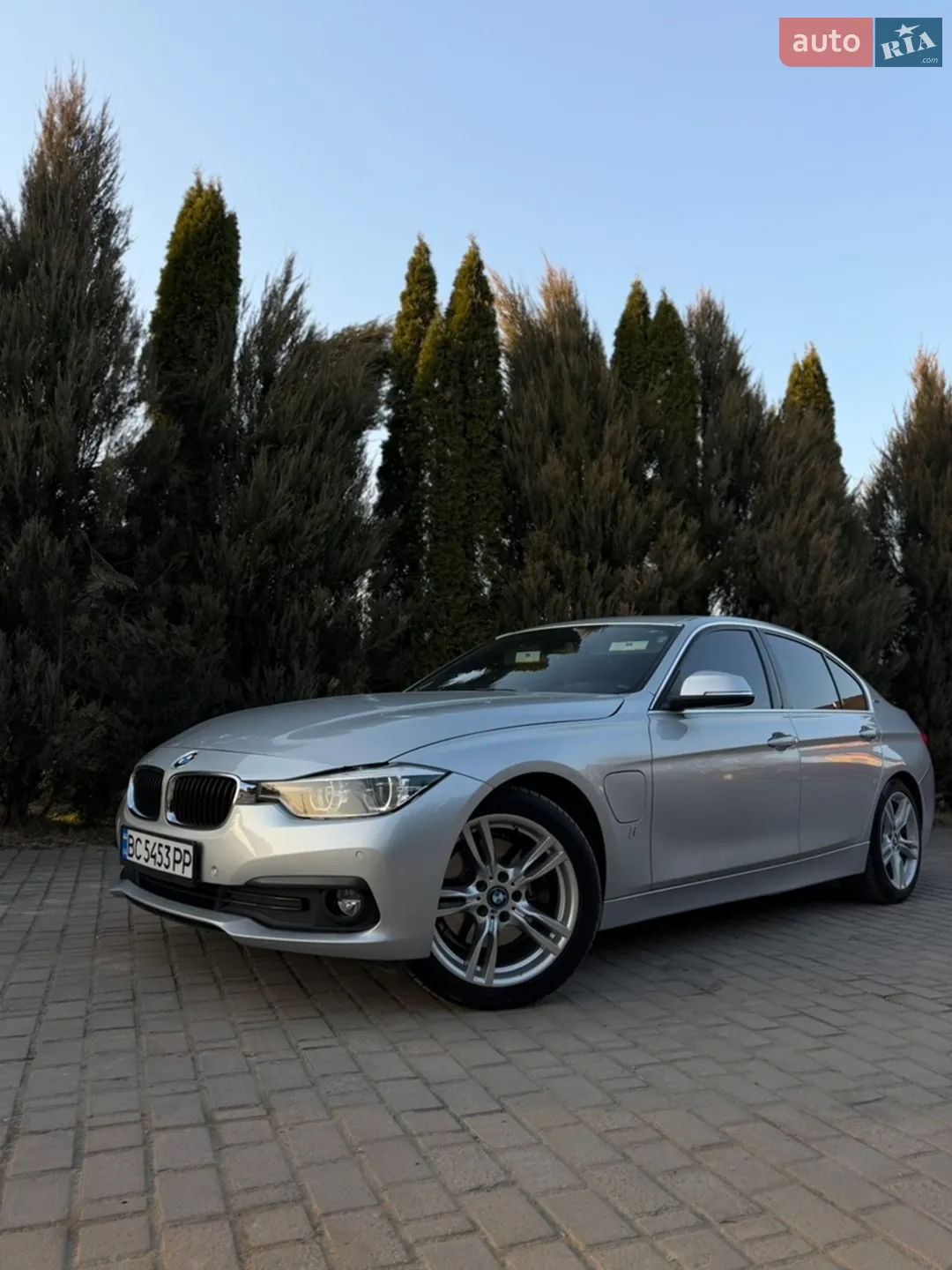 BMW 3 Series, 2016