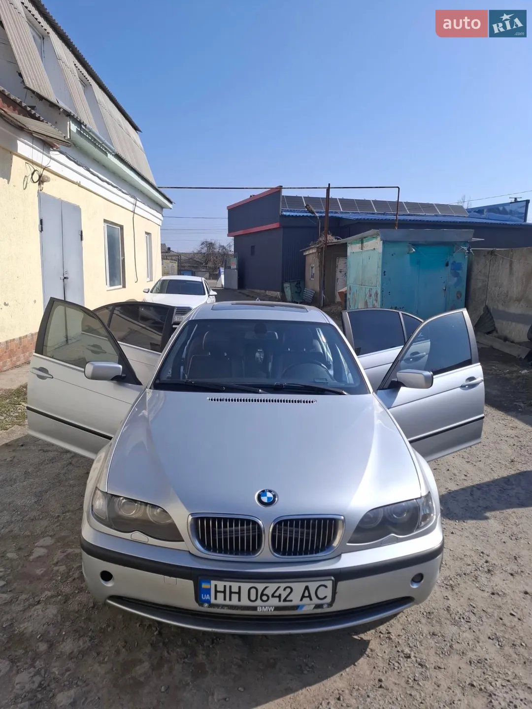 BMW 3 Series, 2003