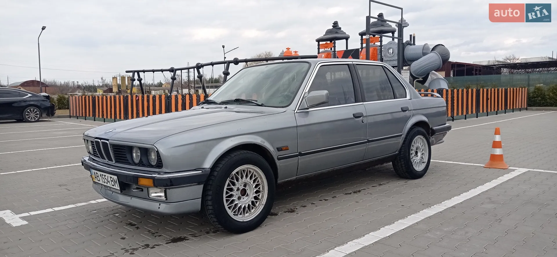 BMW 3 Series, 1986