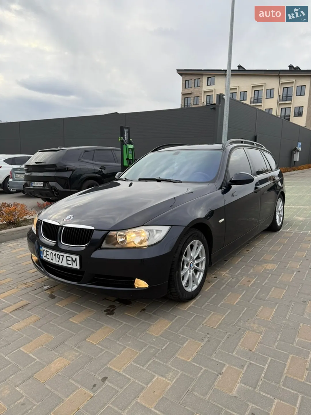 BMW 3 Series, 2005