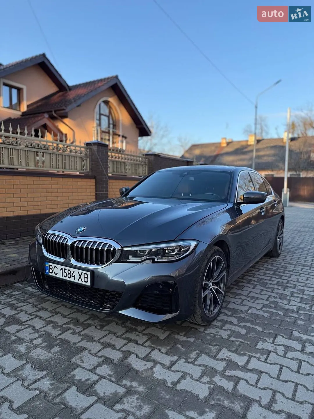 BMW 3 Series, 2019