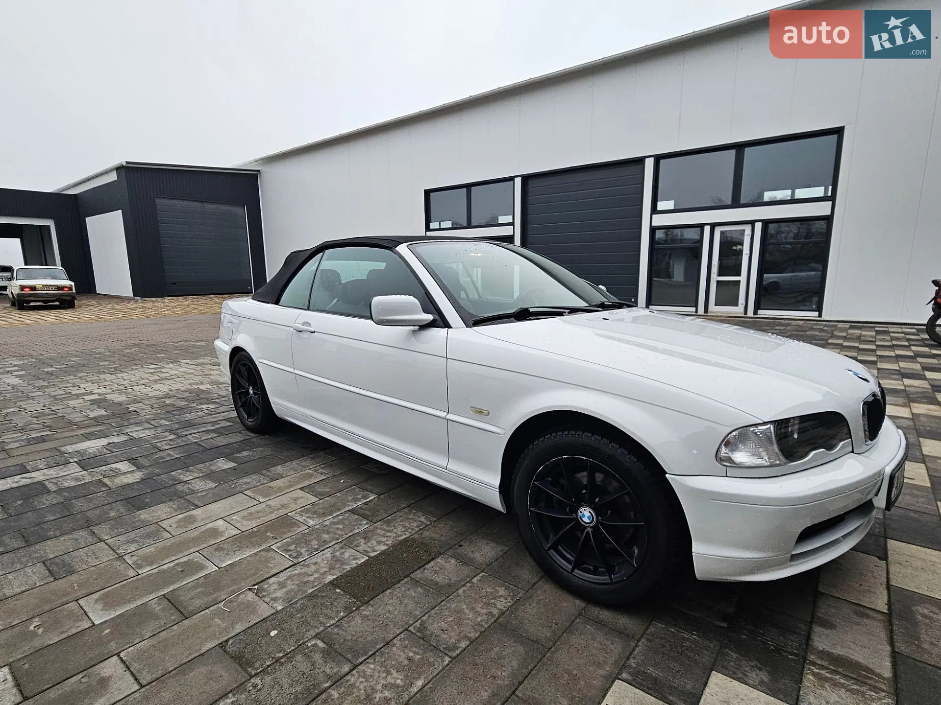 BMW 3 Series, 2001