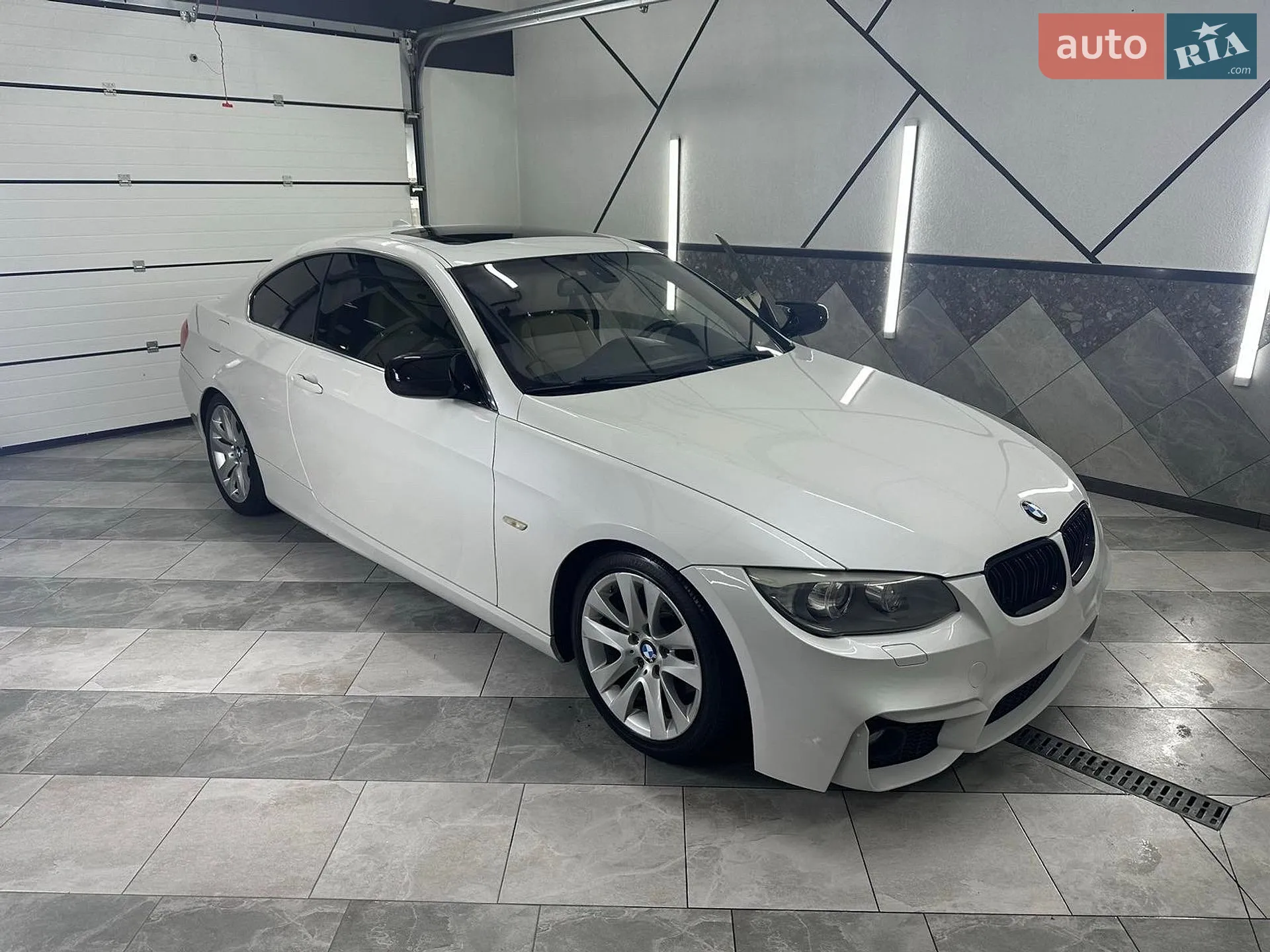 BMW 3 Series, 2012