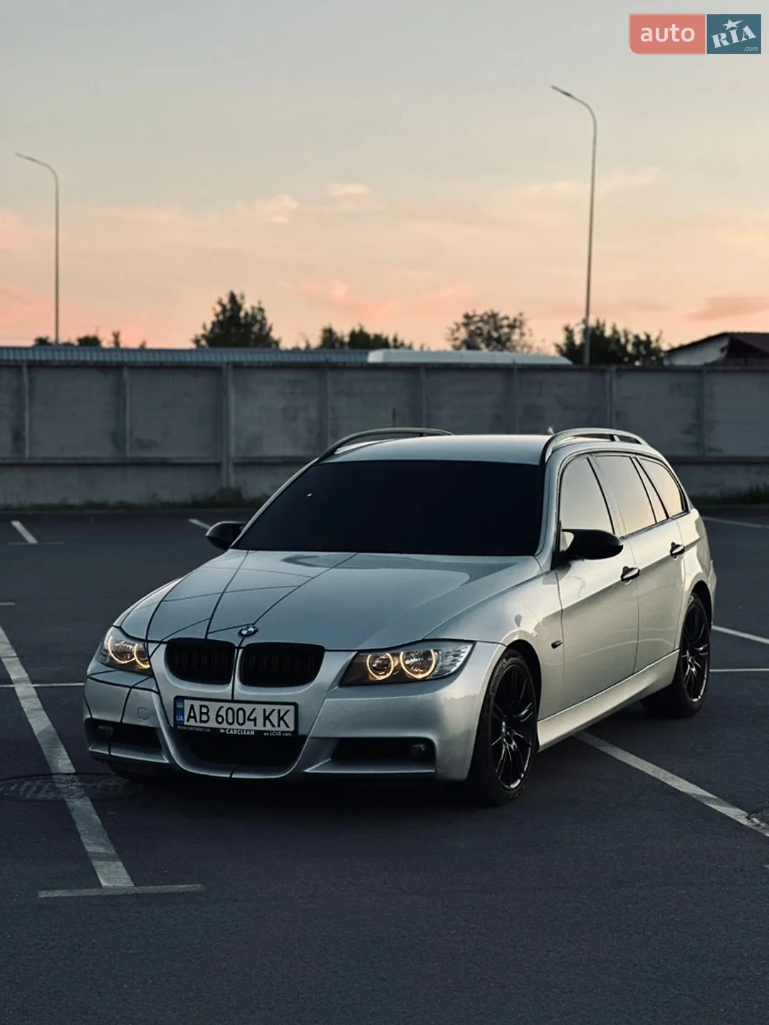BMW 3 Series, 2005