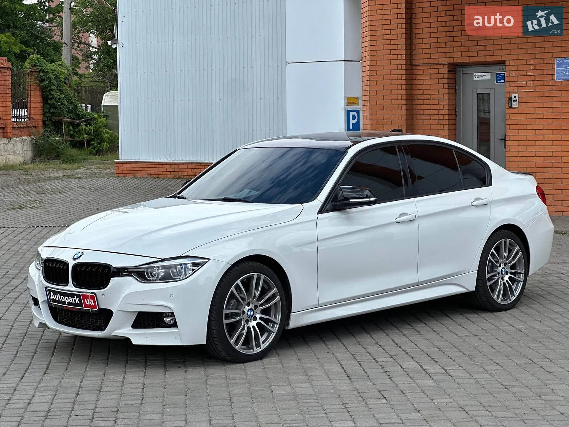 BMW 3 Series, 2015