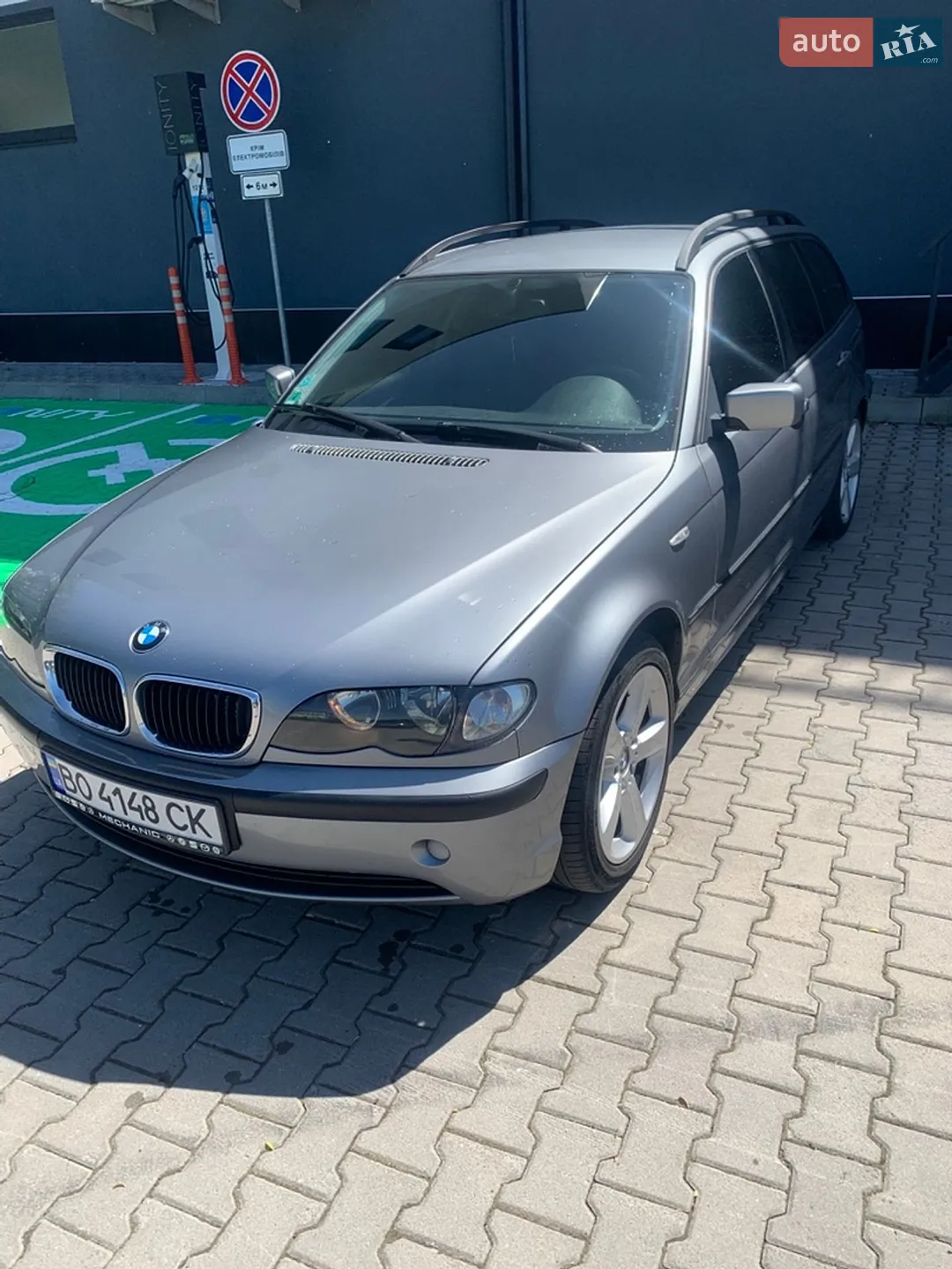BMW 3 Series, 2005