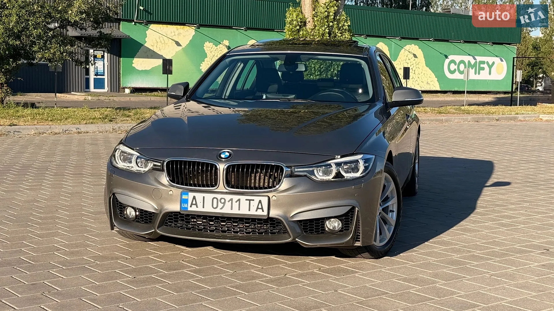 BMW 3 Series, 2016