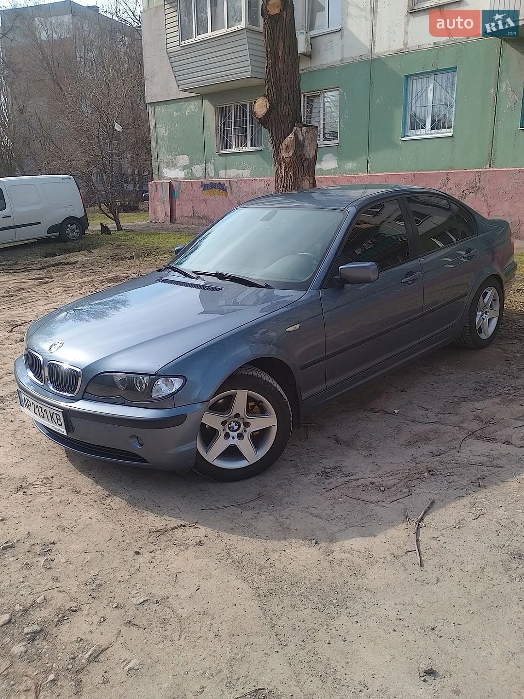 BMW 3 Series, 2003