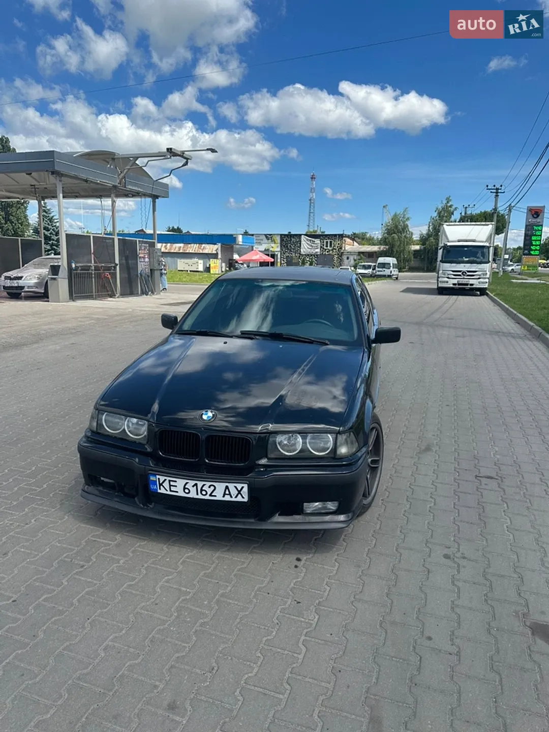 BMW 3 Series, 1994