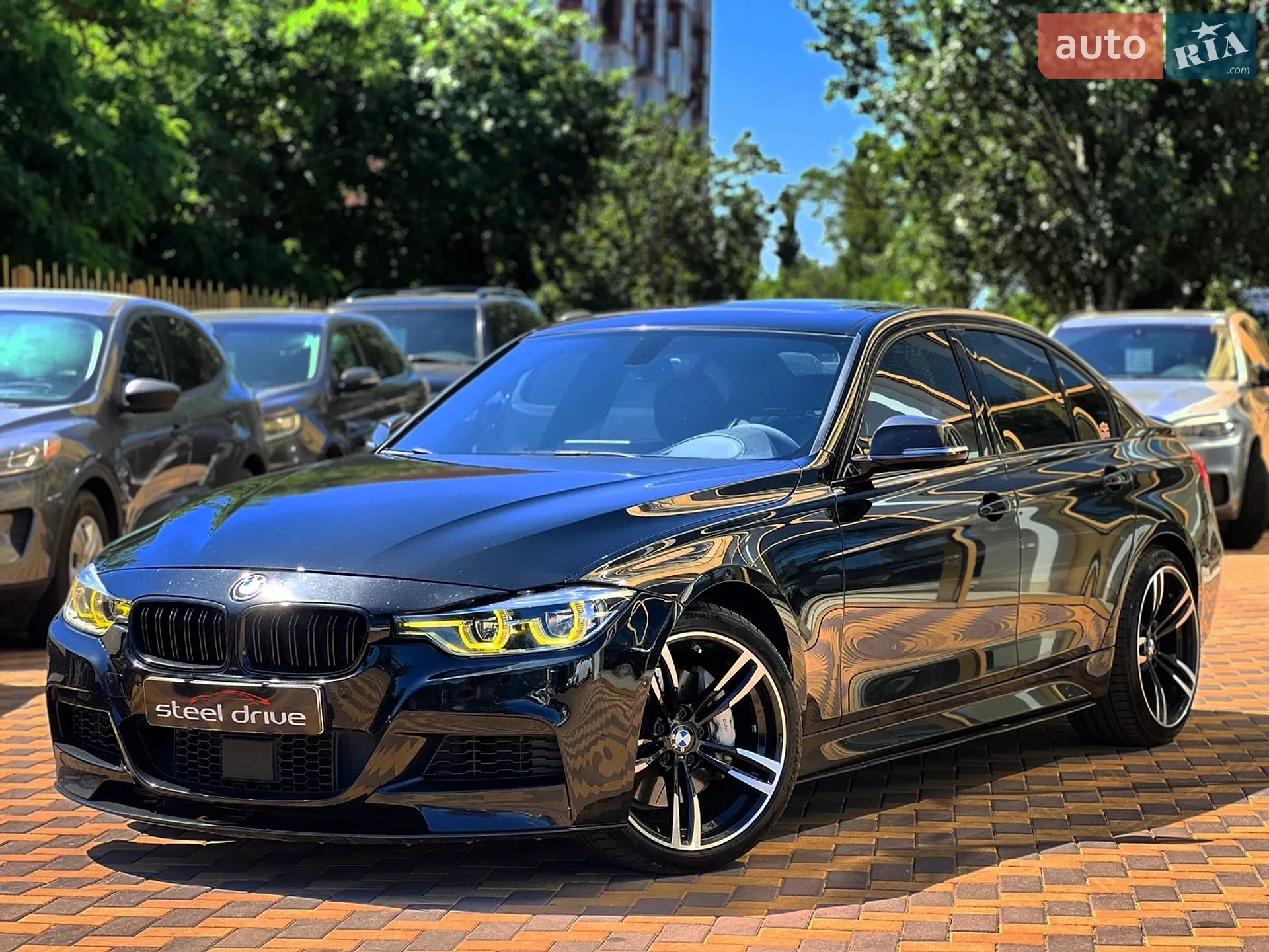 BMW 3 Series, 2016