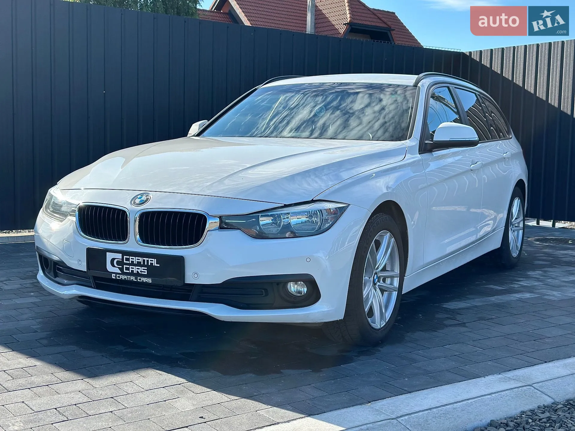 BMW 3 Series, 2016