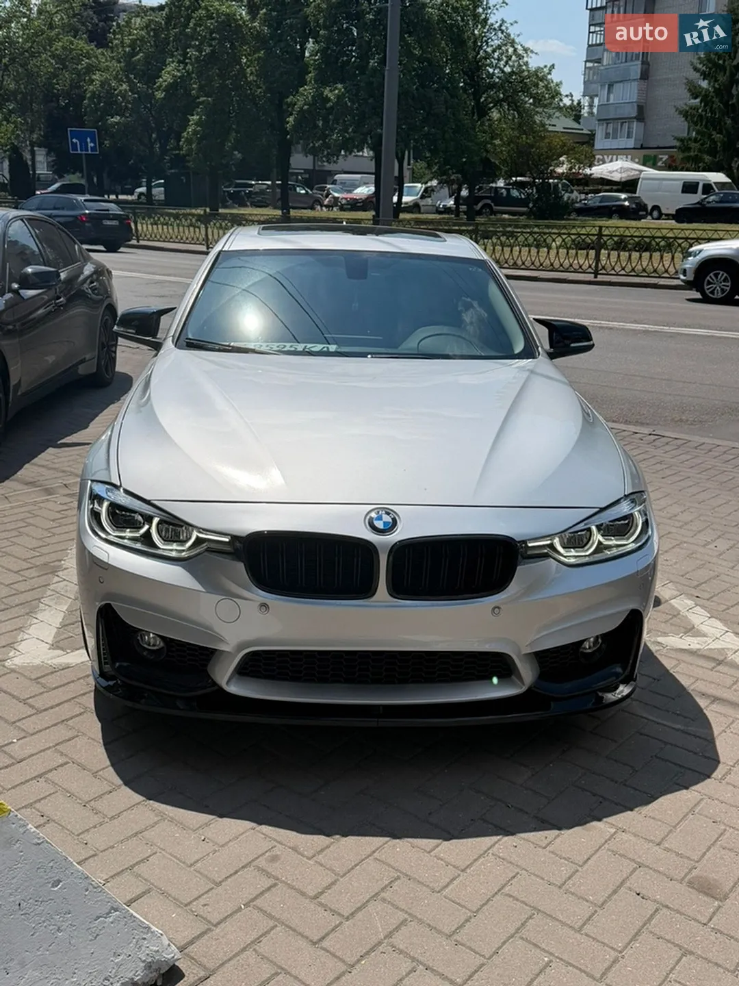 BMW 3 Series, 2016