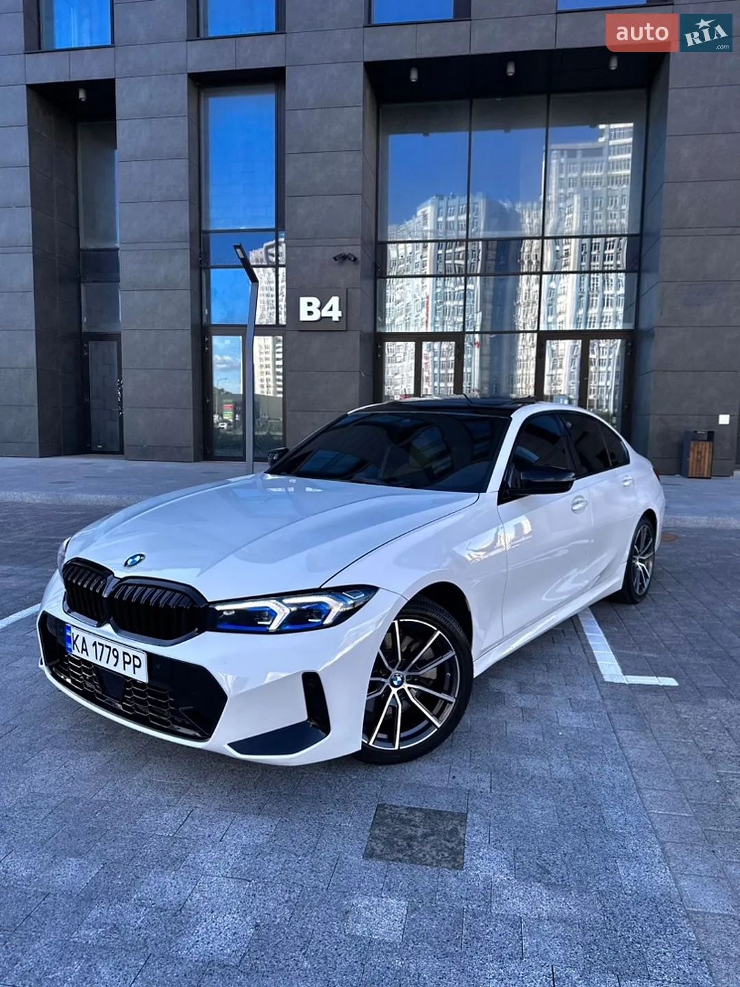 BMW 3 Series, 2019