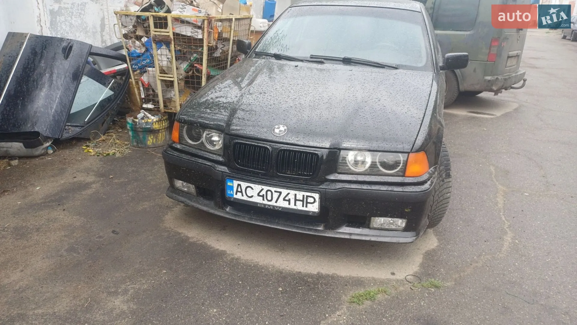 BMW 3 Series, 1992