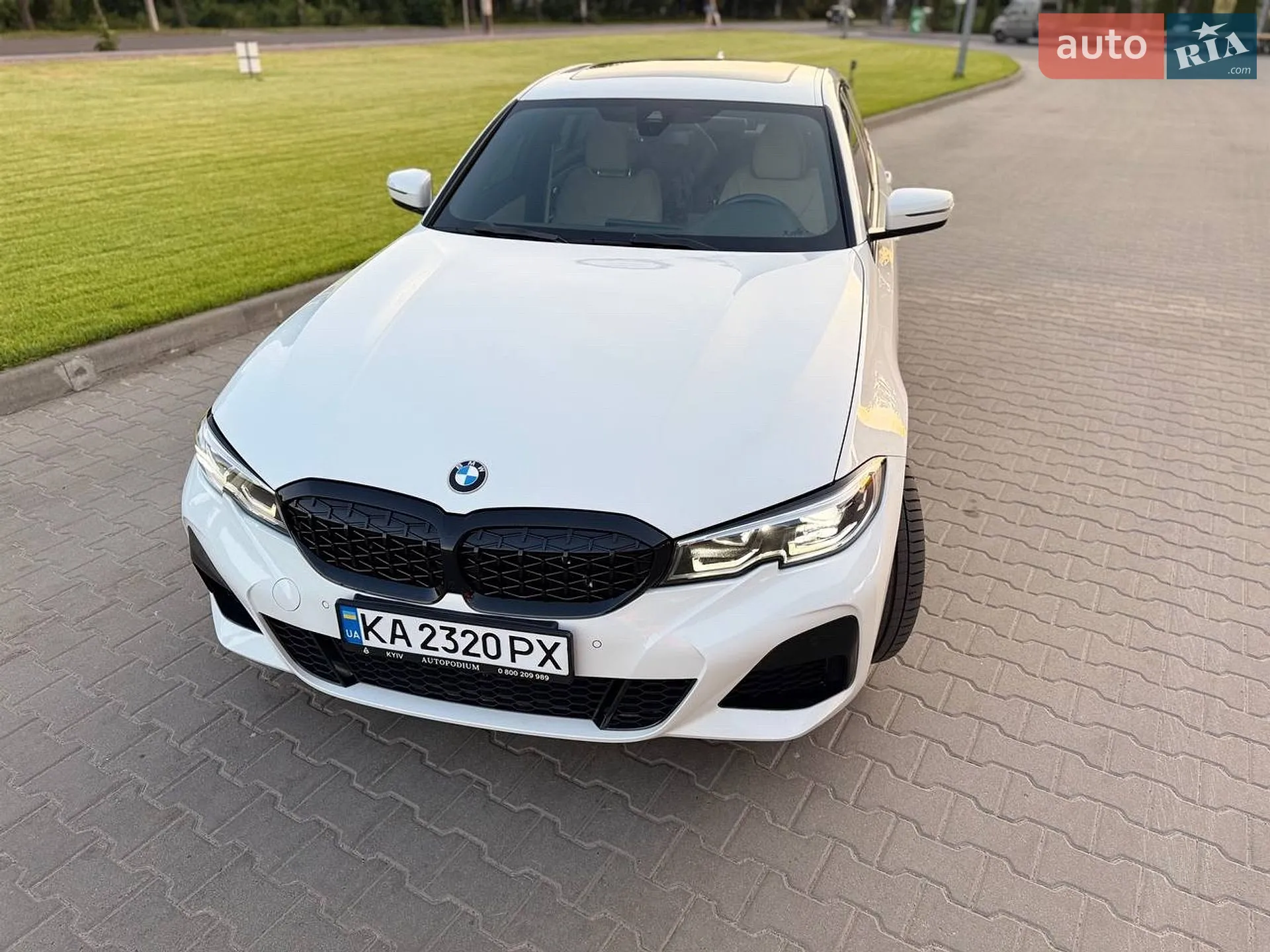 BMW 3 Series, 2019