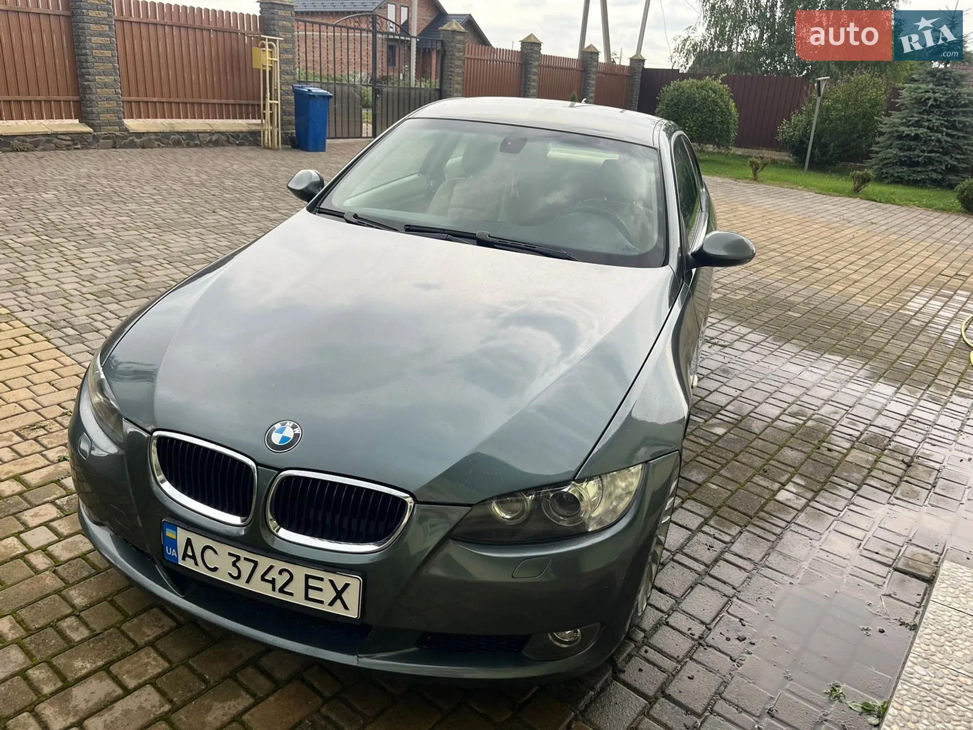 BMW 3 Series, 2009