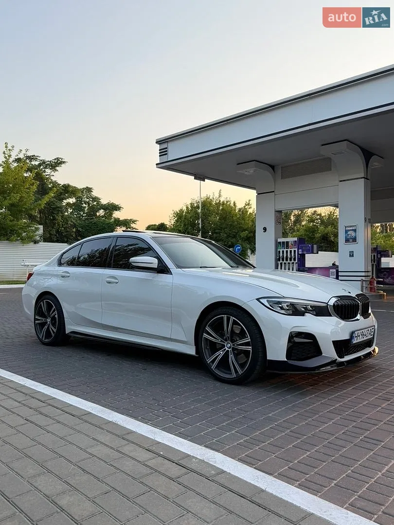 BMW 3 Series, 2020