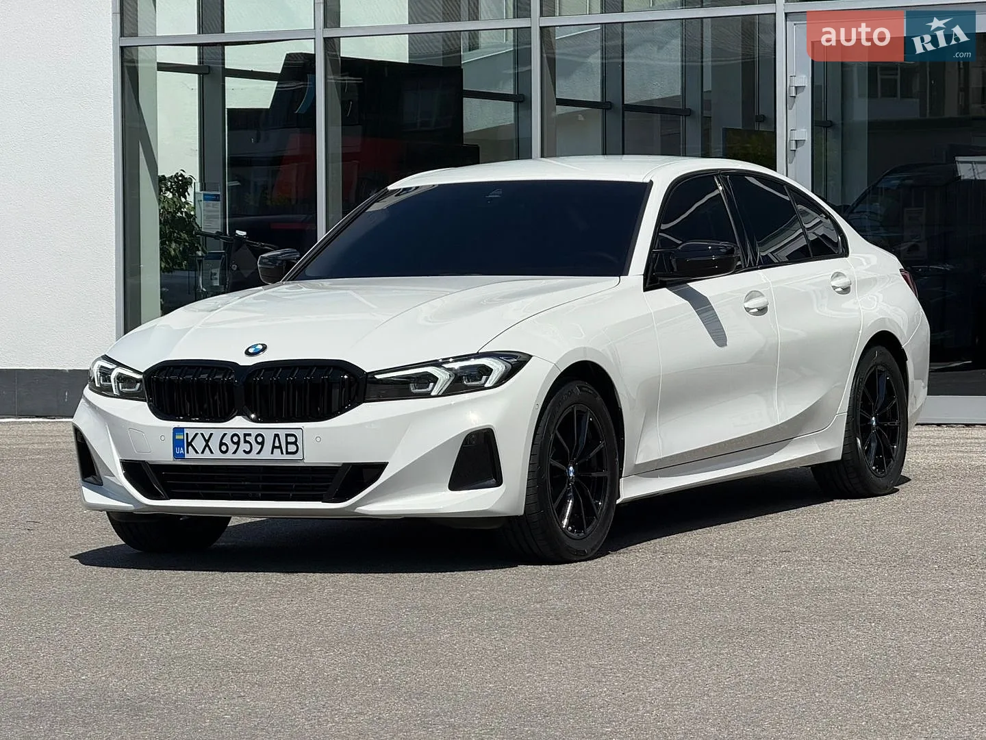 BMW 3 Series, 2024