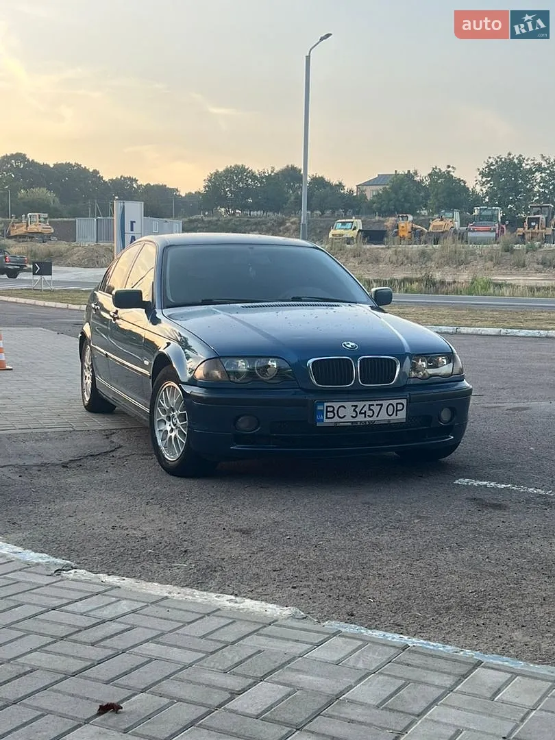 BMW 3 Series, 2001