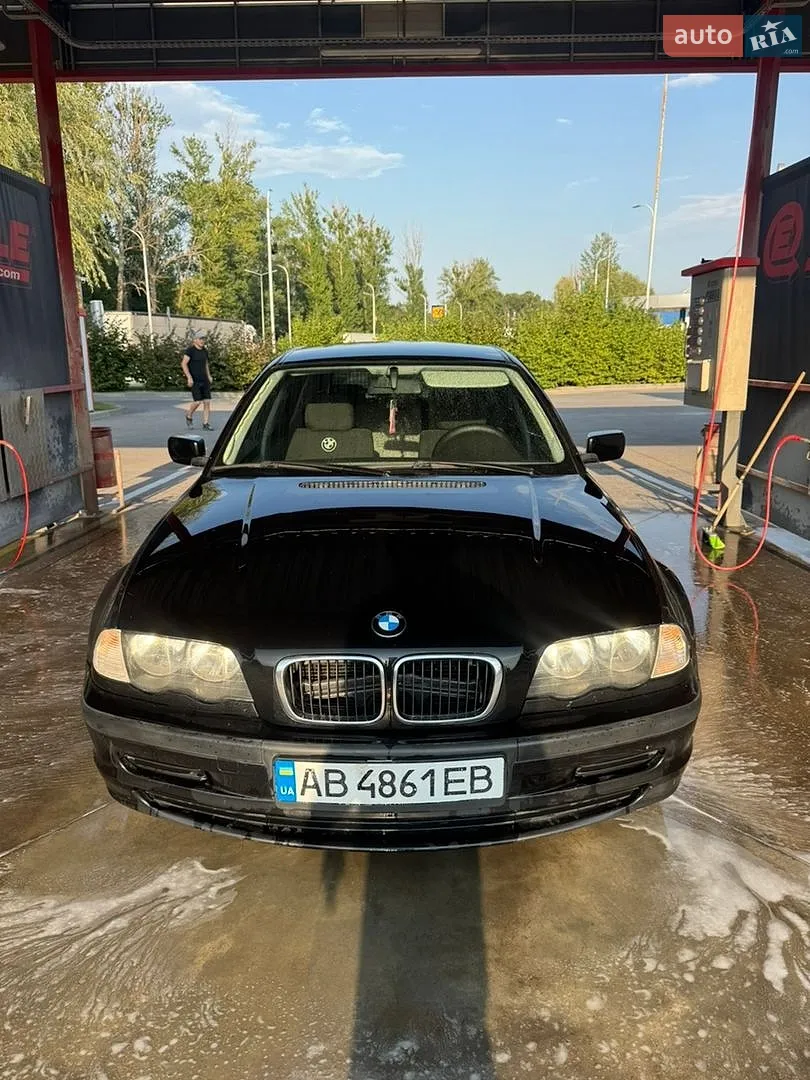 BMW 3 Series, 2001