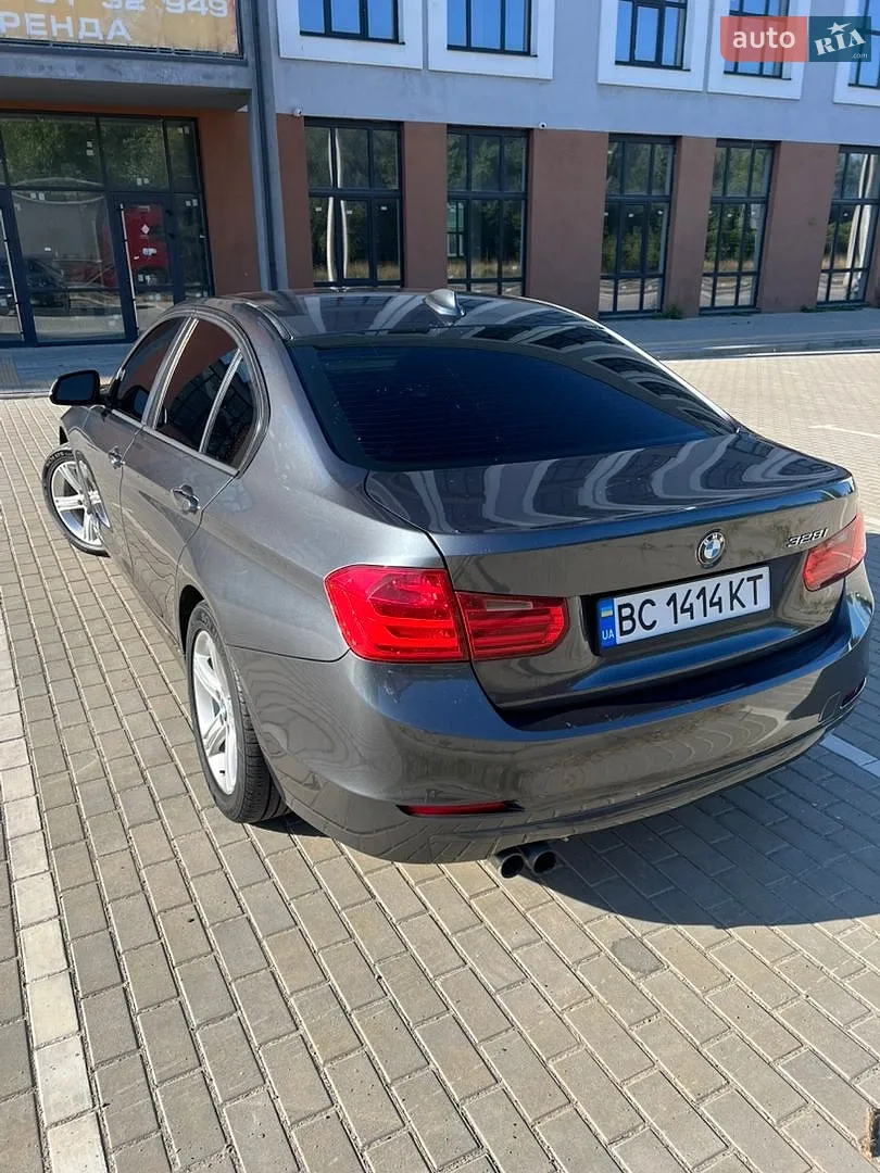 BMW 3 Series, 2013