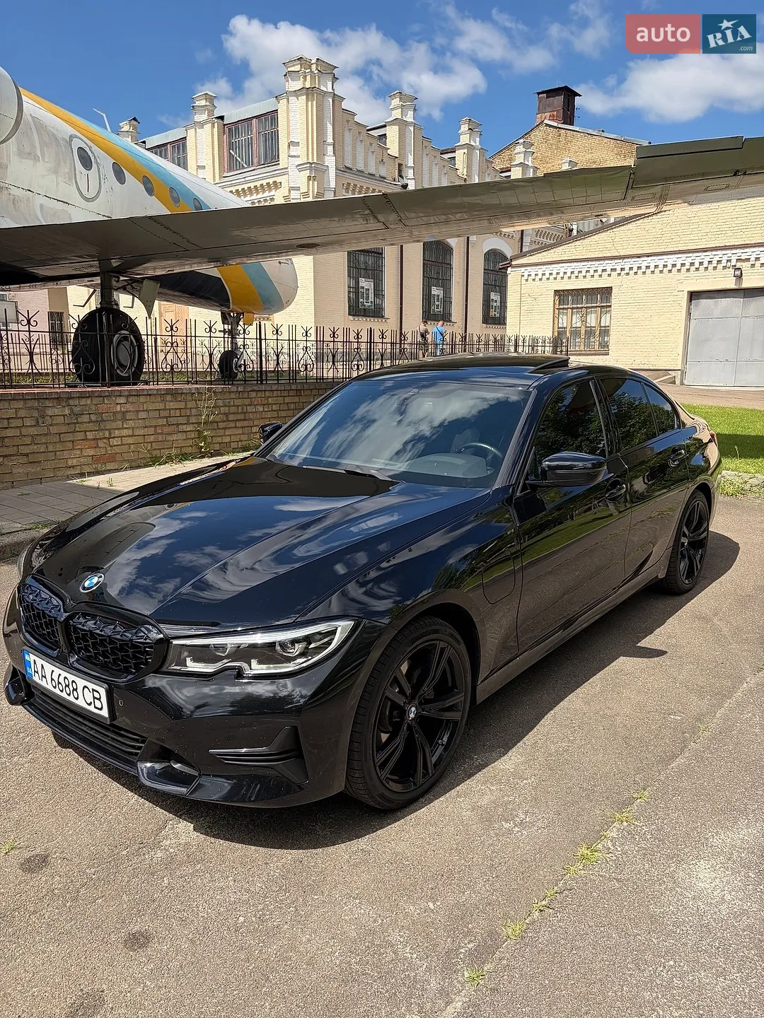 BMW 3 Series, 2021