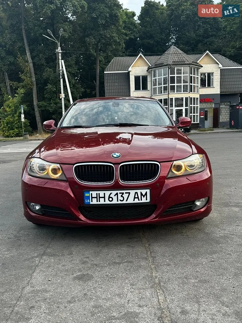 BMW 3 Series, 2010