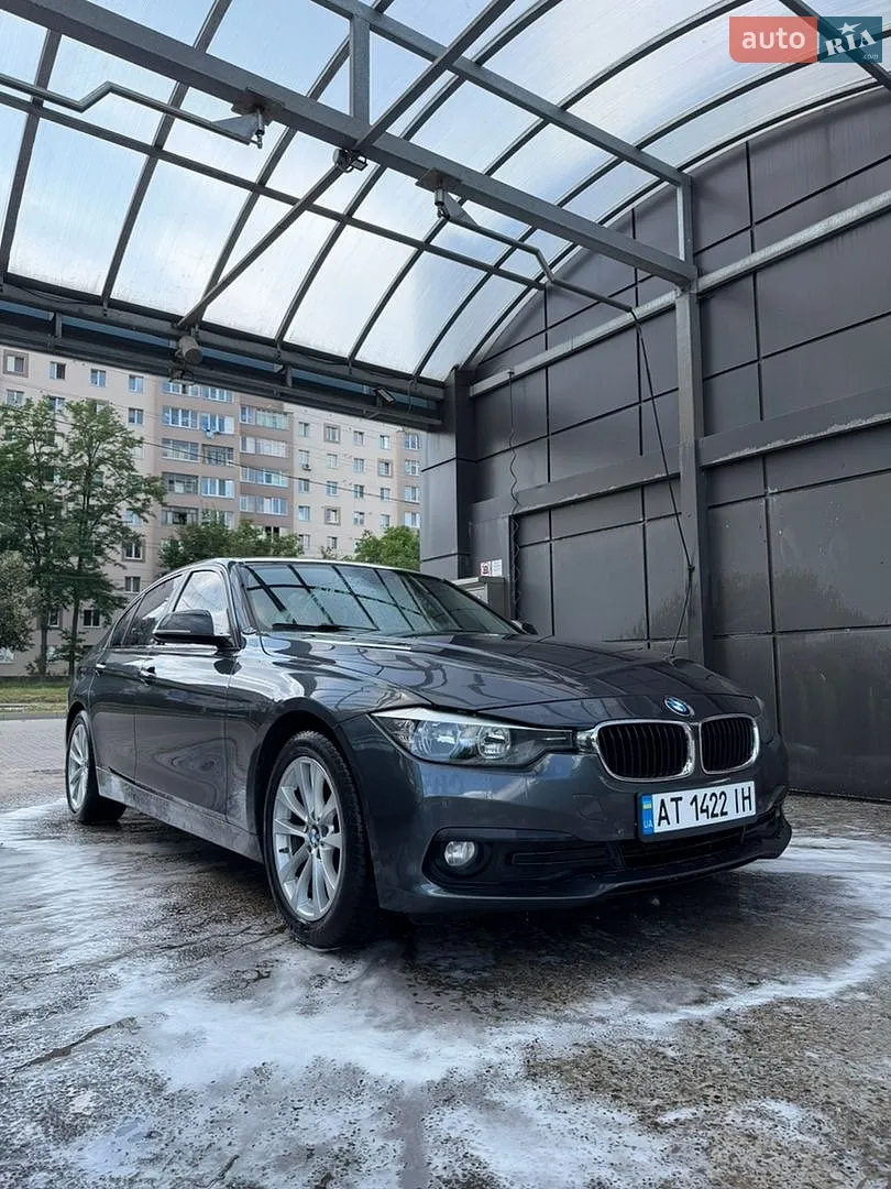 BMW 3 Series, 2016