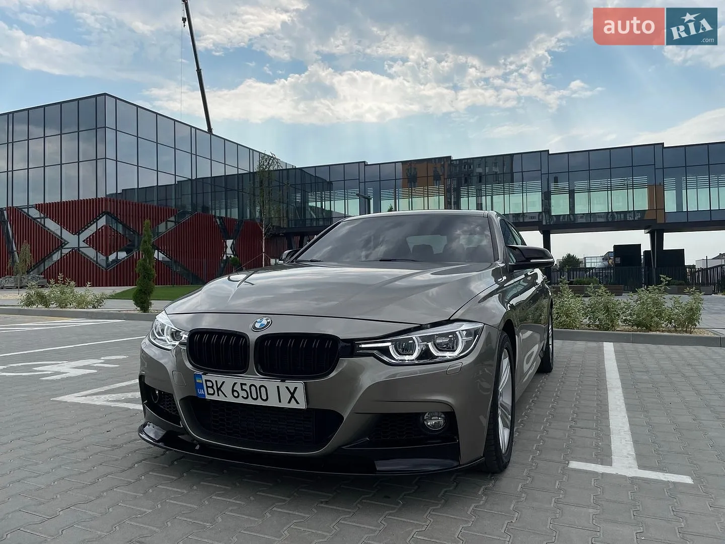 BMW 3 Series, 2016