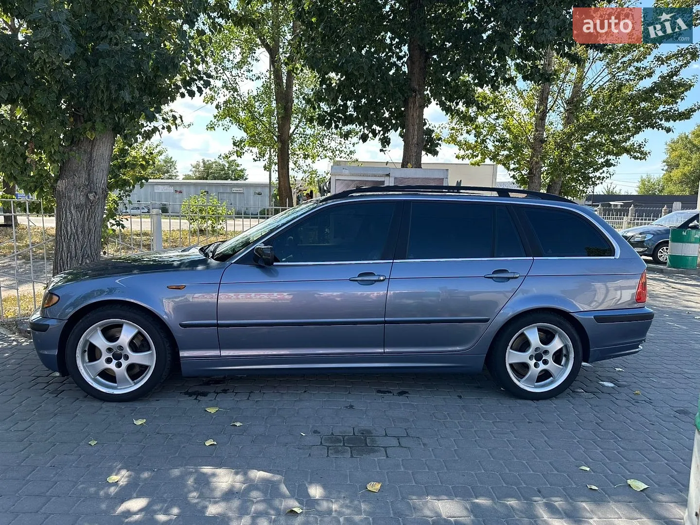 BMW 3 Series, 2003