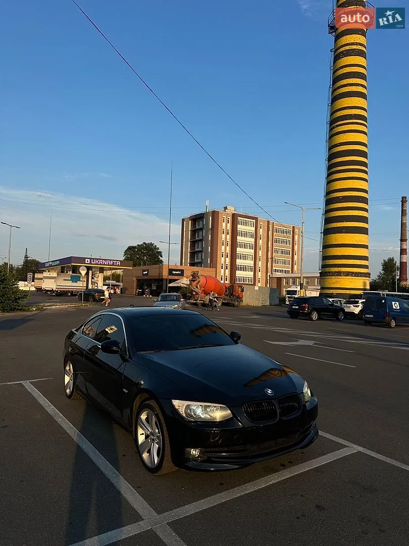 BMW 3 Series, 2010