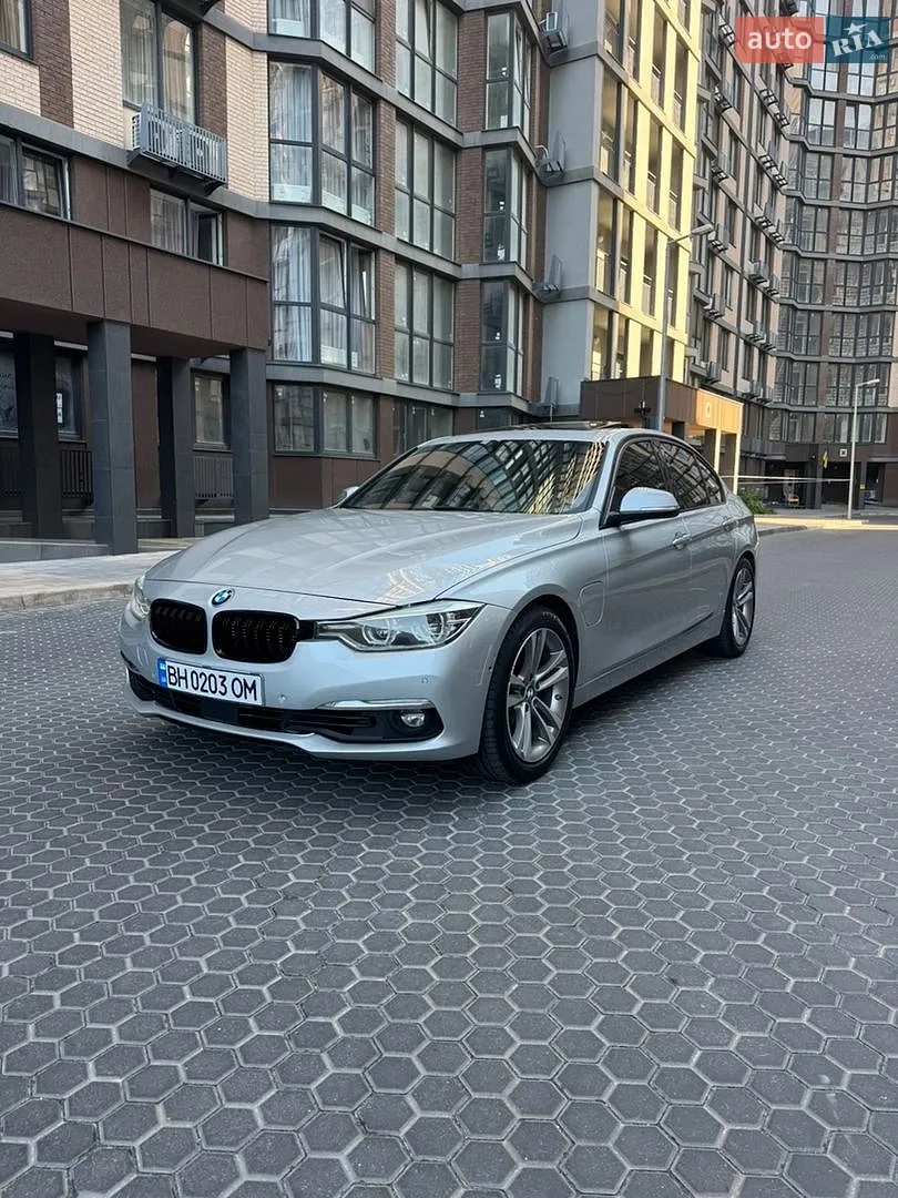 BMW 3 Series, 2016