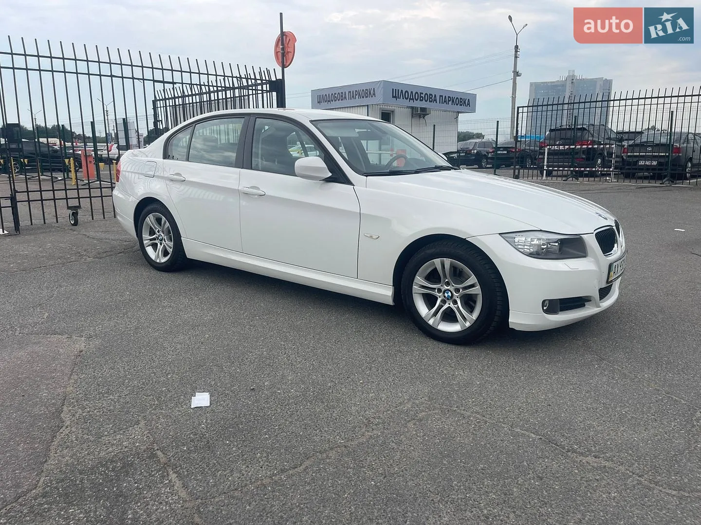 BMW 3 Series, 2011