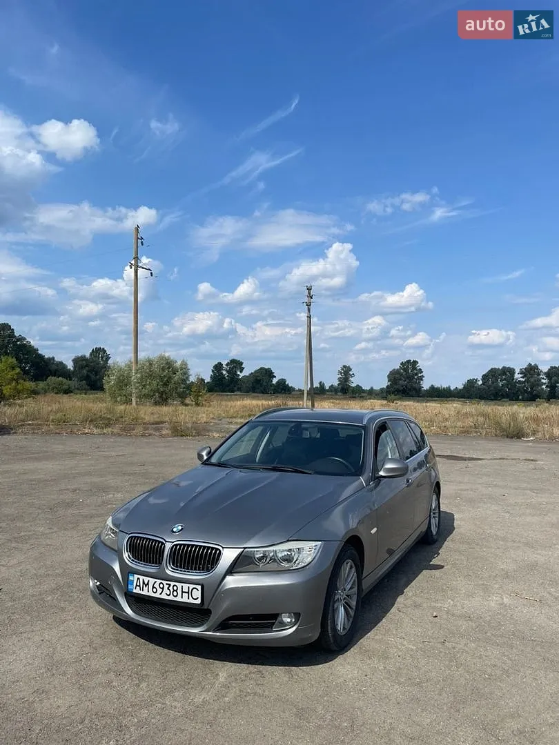 BMW 3 Series, 2010