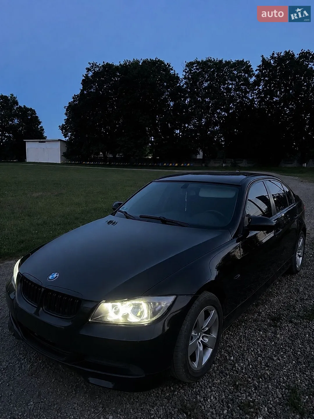 BMW 3 Series, 2005