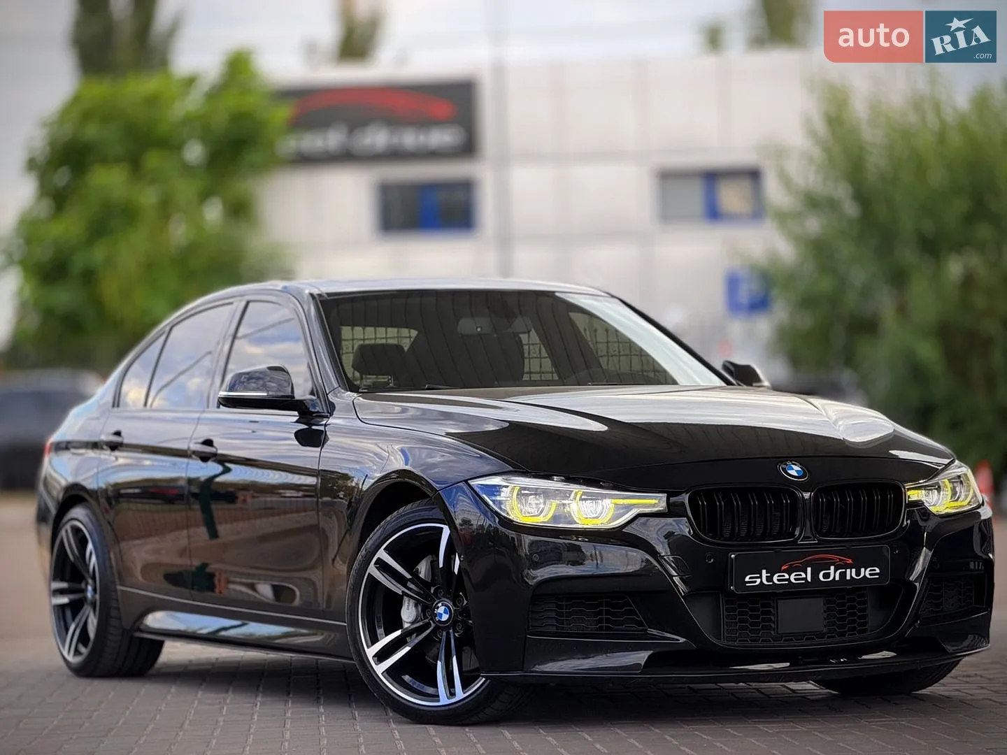 BMW 3 Series, 2016