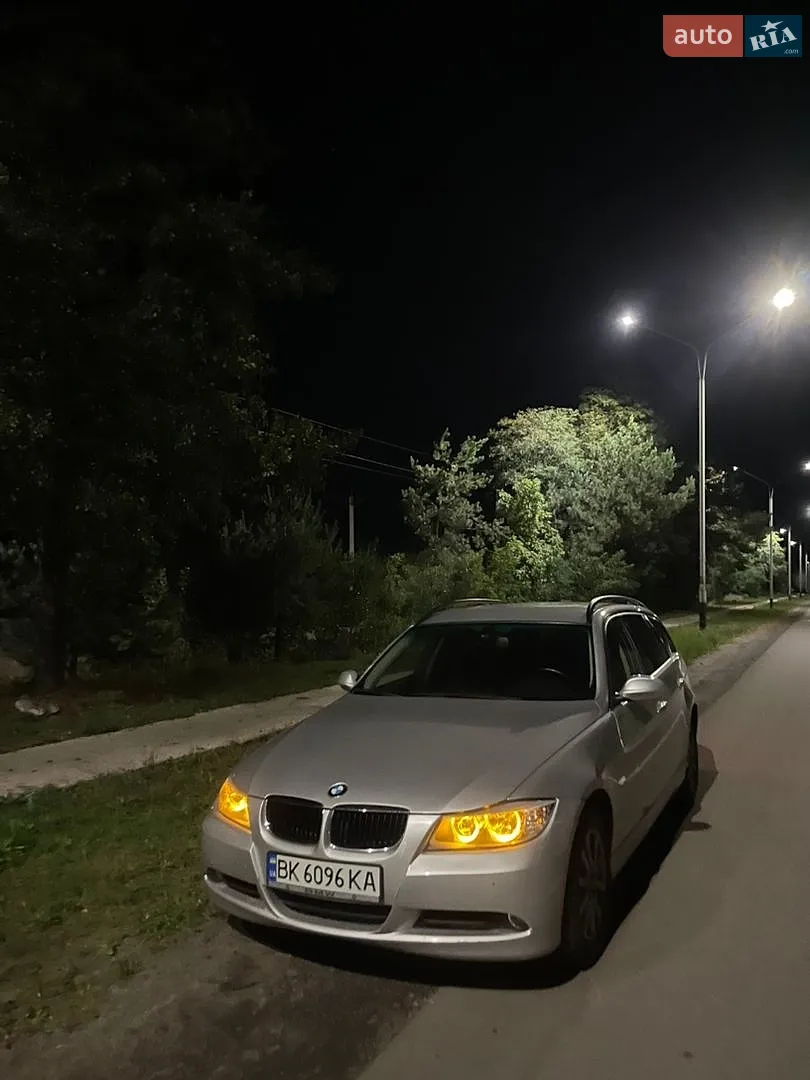 BMW 3 Series, 2005