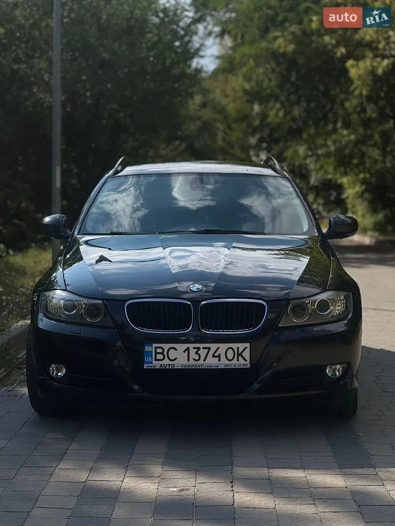 BMW 3 Series, 2009