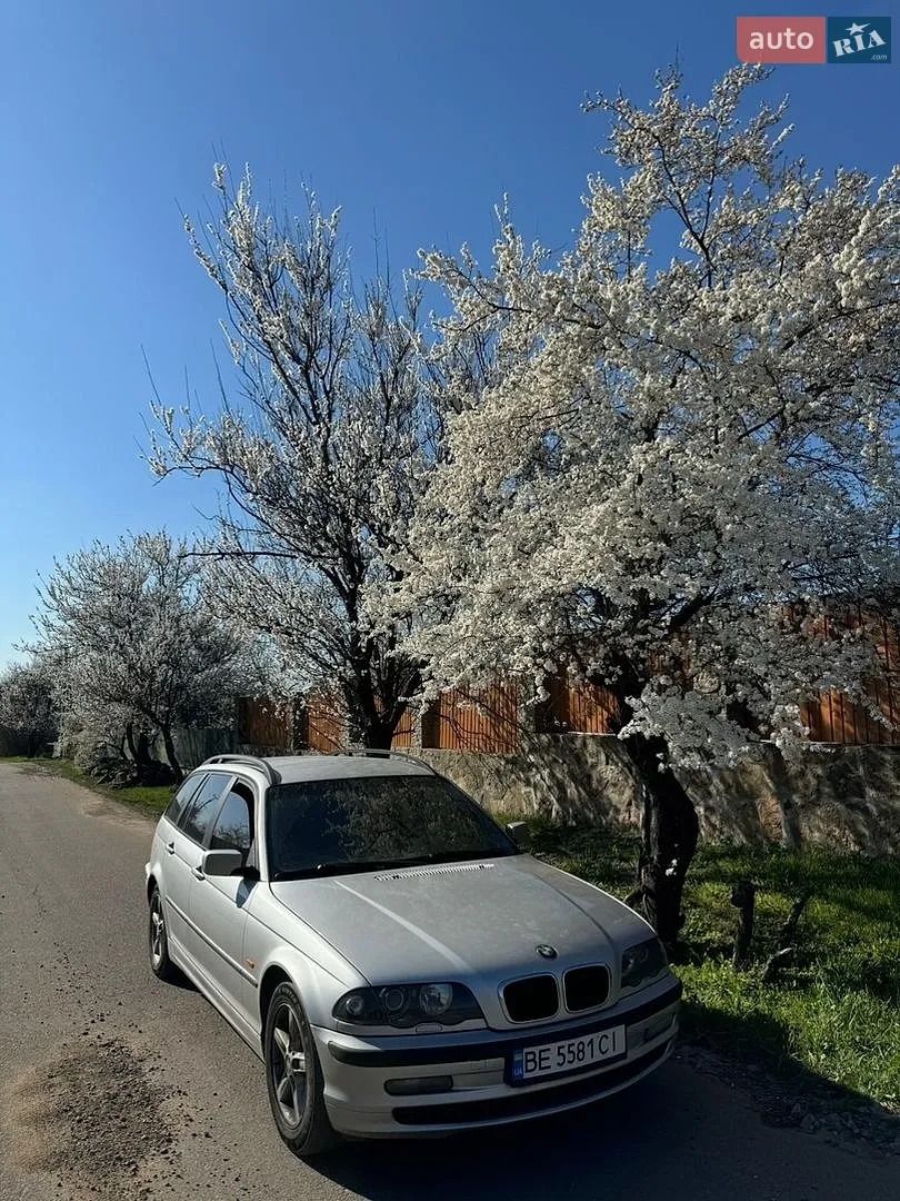 BMW 3 Series, 2001