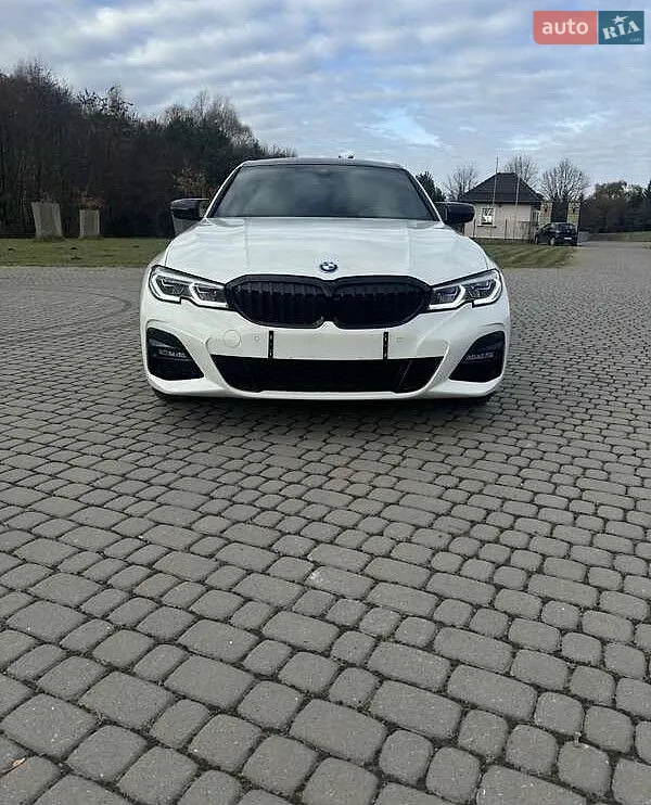 BMW 3 Series, 2019