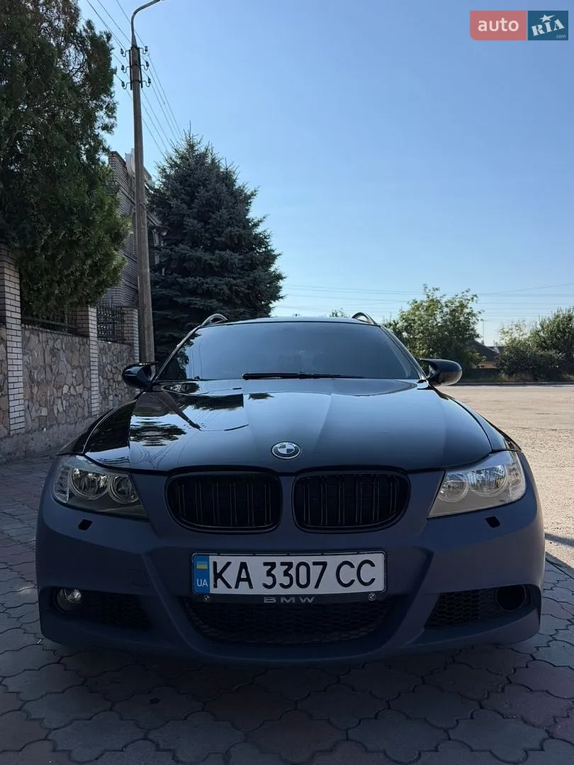 BMW 3 Series, 2009