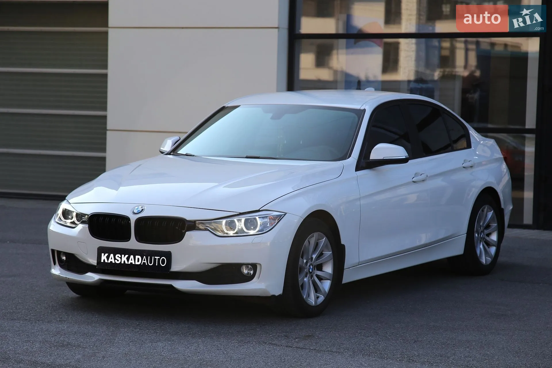 BMW 3 Series, 2013