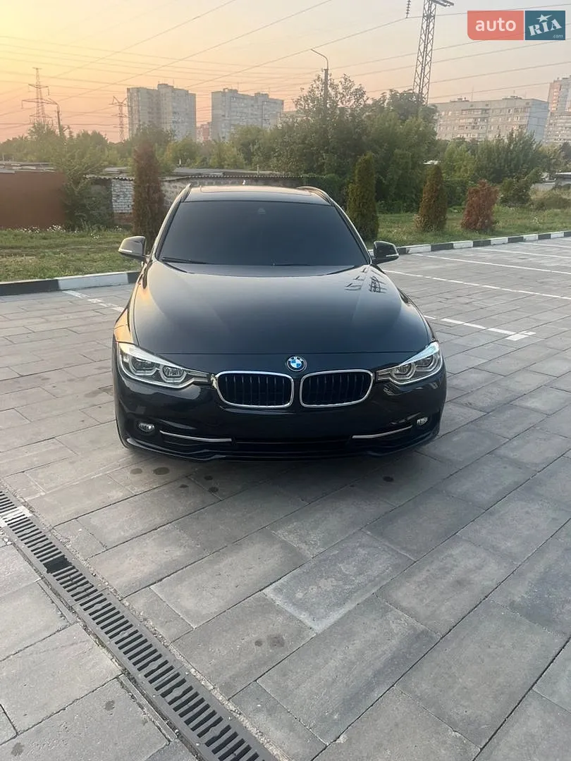 BMW 3 Series, 2018