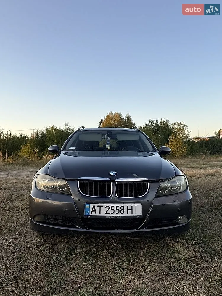 BMW 3 Series, 2005