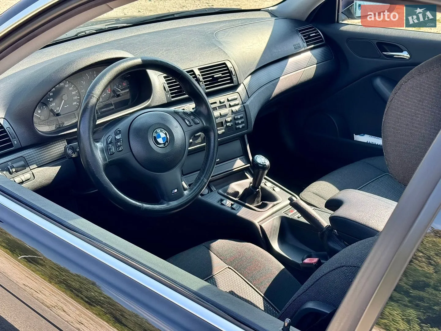 BMW 3 Series, 2005