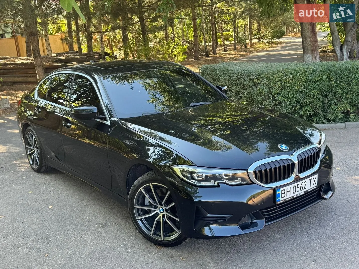 BMW 3 Series, 2019